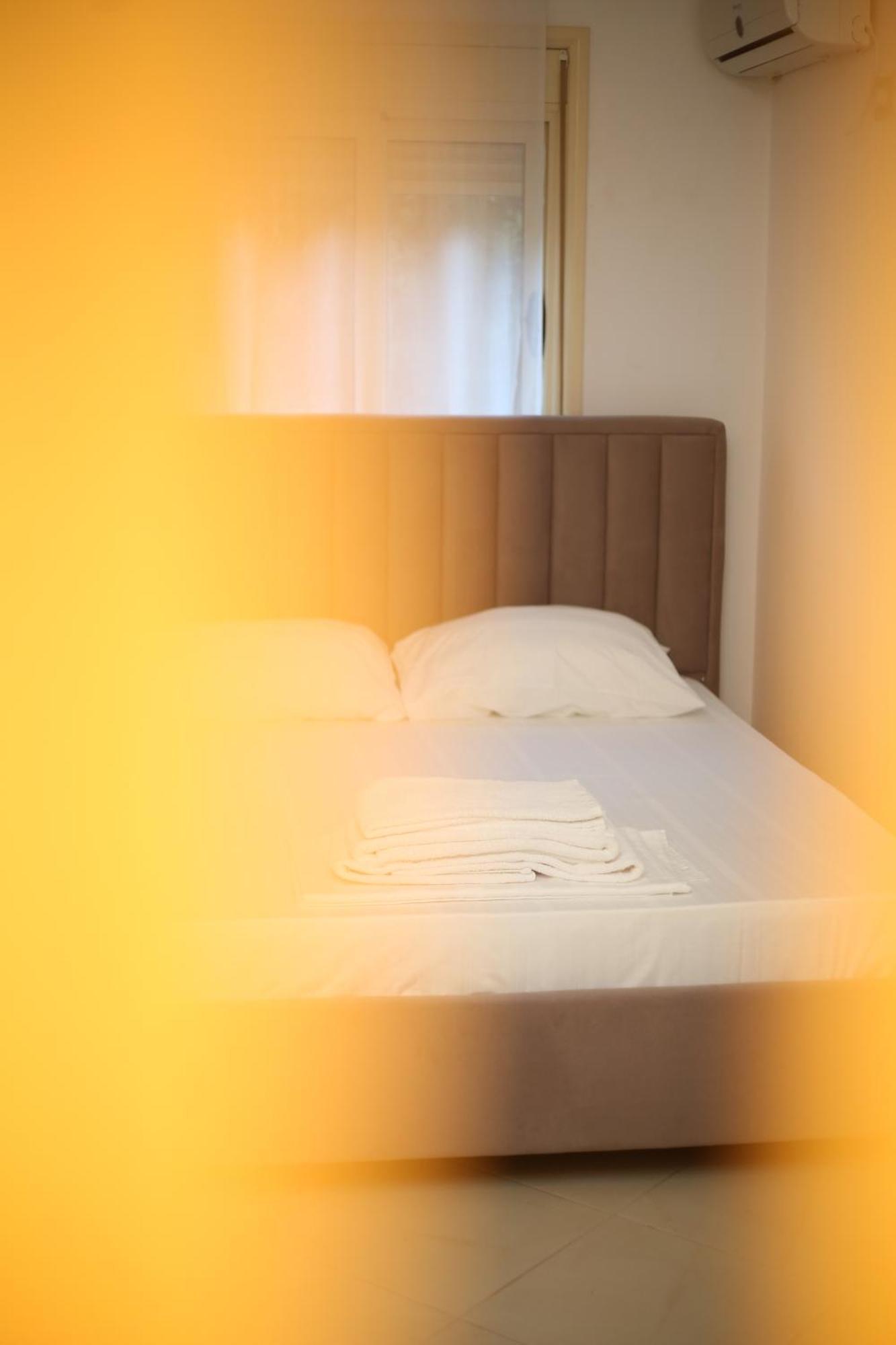 Tekb Rooms & Apartments Vlorë Exterior foto