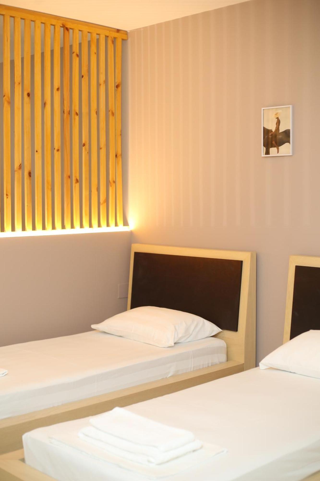 Tekb Rooms & Apartments Vlorë Exterior foto
